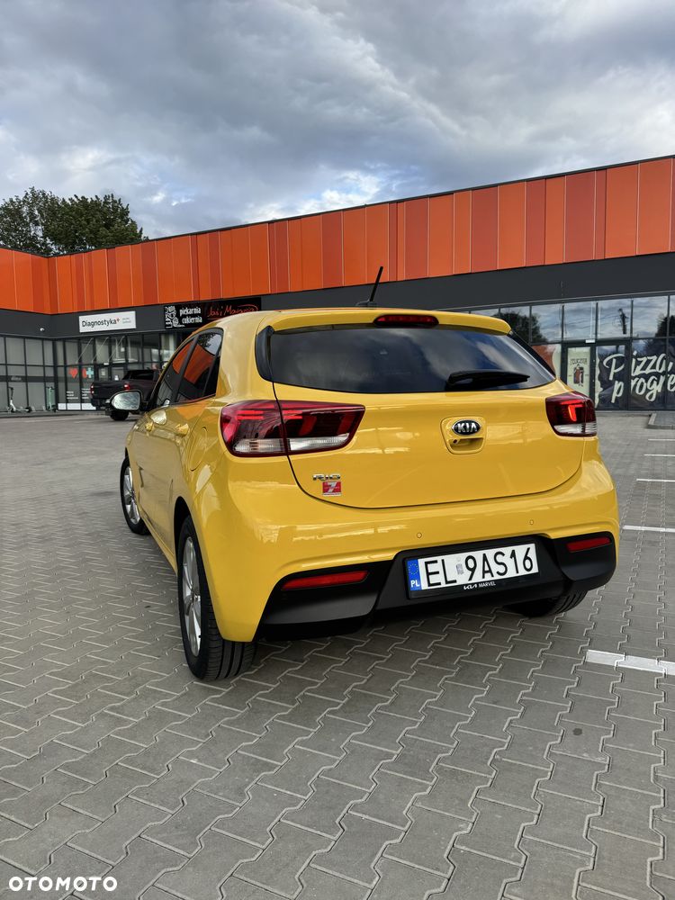Kia Rio - 3