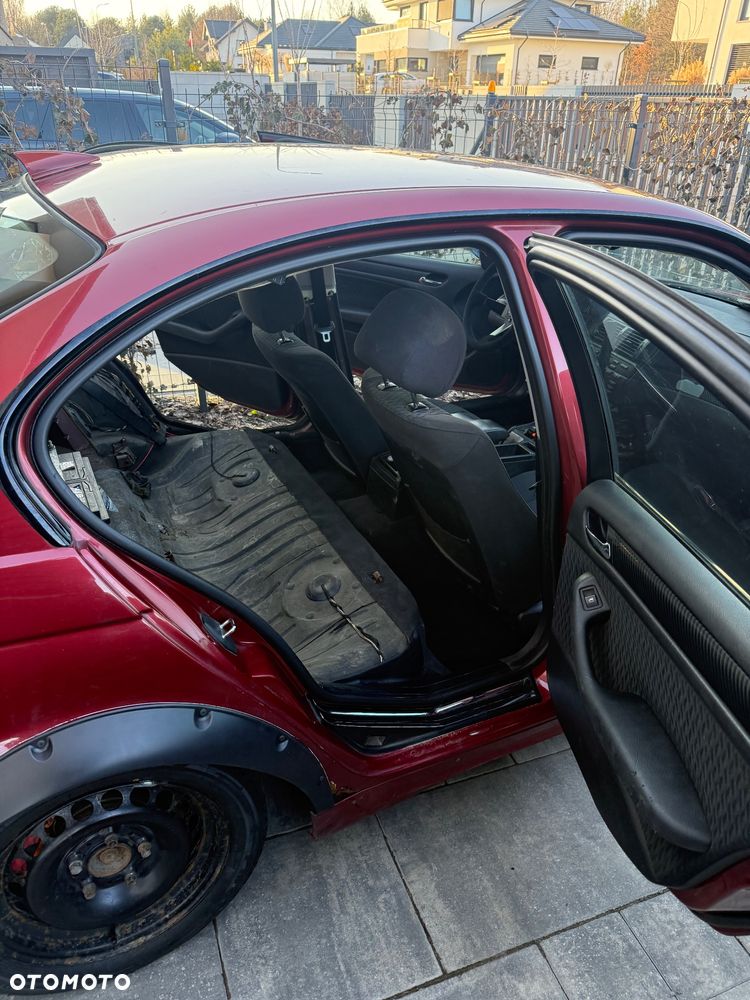 BMW Seria 3 328i - 7