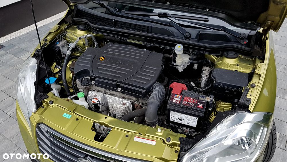 Suzuki SX4 S-Cross 1.6 Premium 4WD - 21