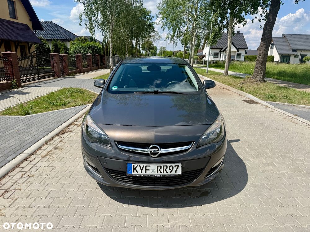 Opel Astra 1.4 Turbo - 8