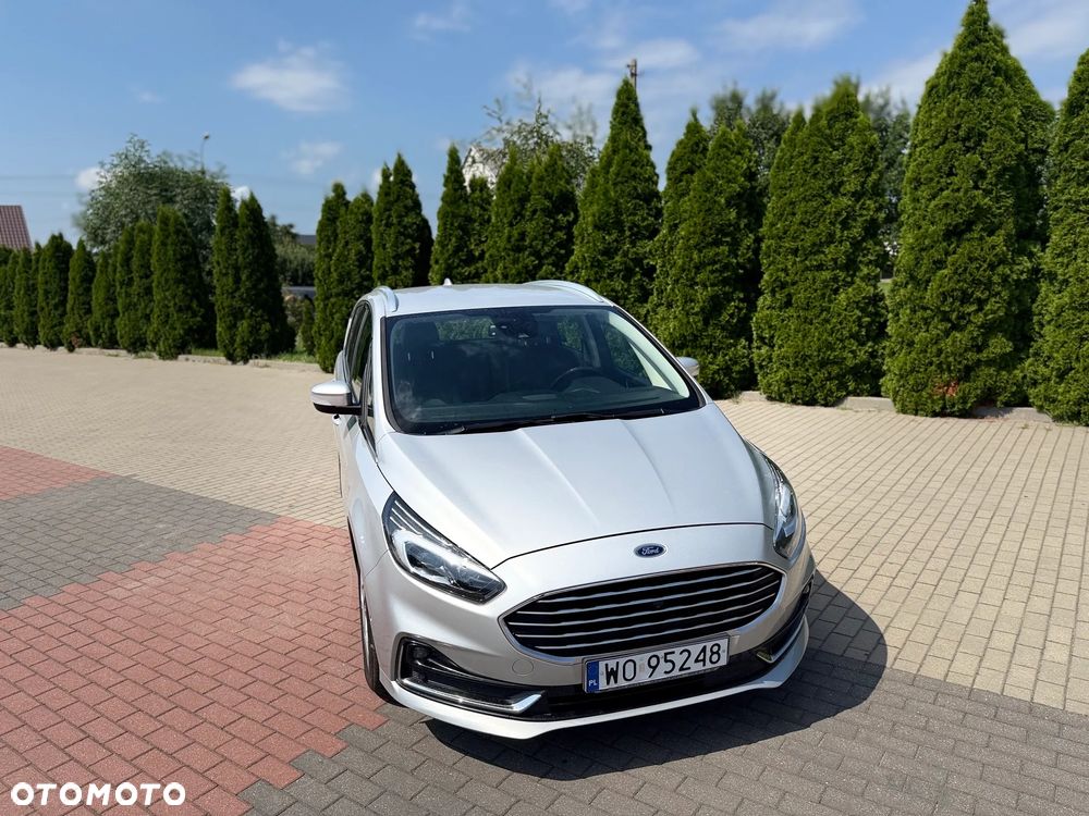 Ford S-Max - 11