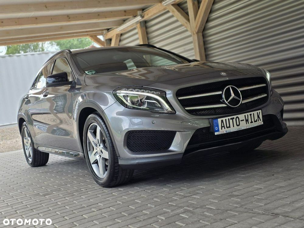 Mercedes-Benz GLA - 2