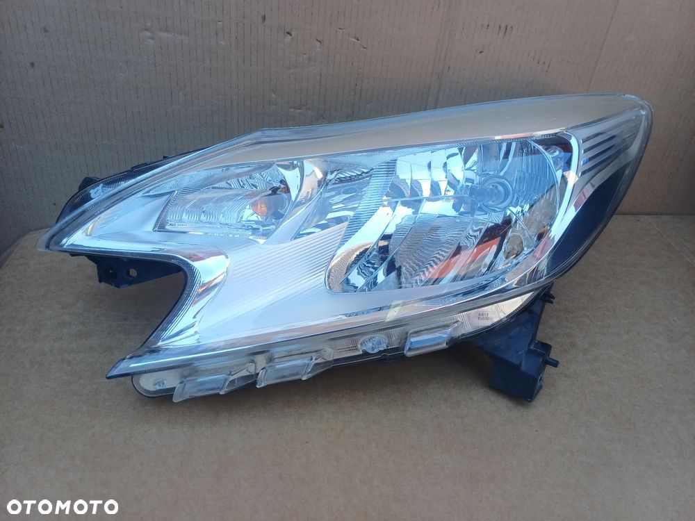 Nissan Note II E12 lampa lewy przod Europa 260603VV0A - 1