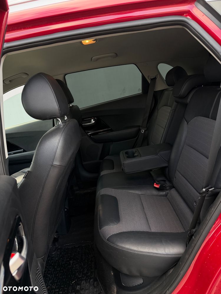 Kia Niro 1.6 GDI HEV 2WD OPF Spirit - 24