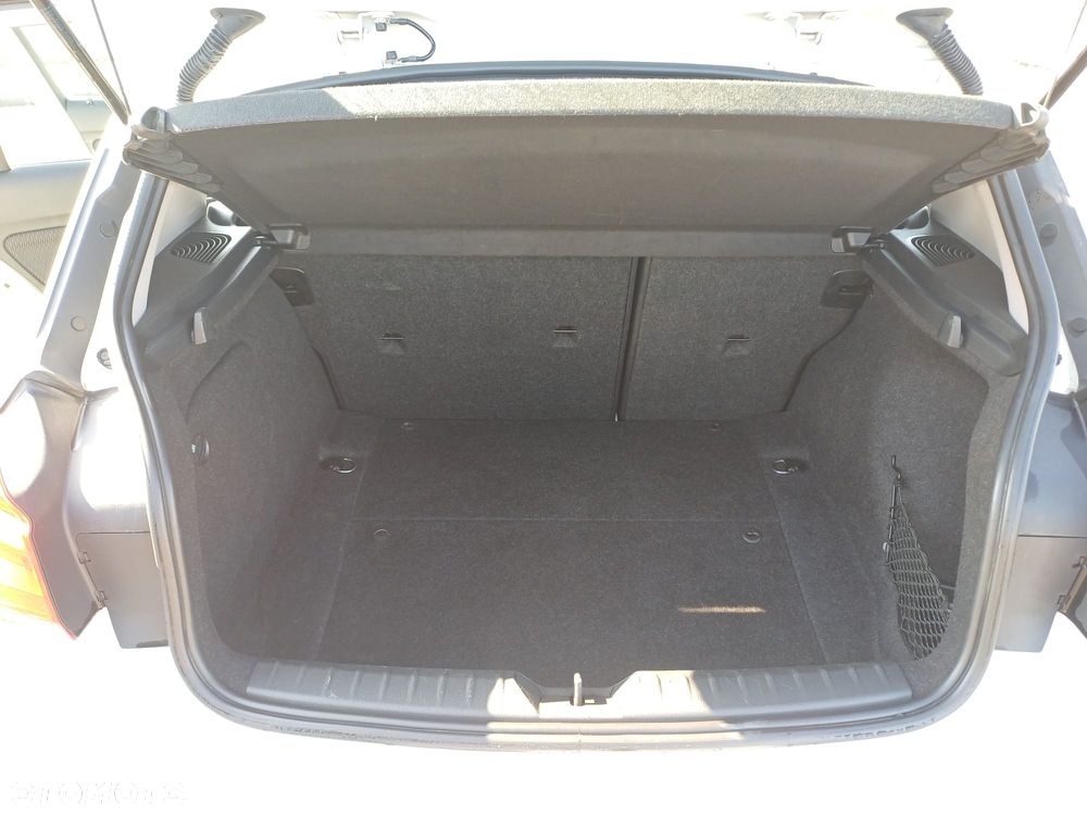 BMW Seria 1 116i - 15