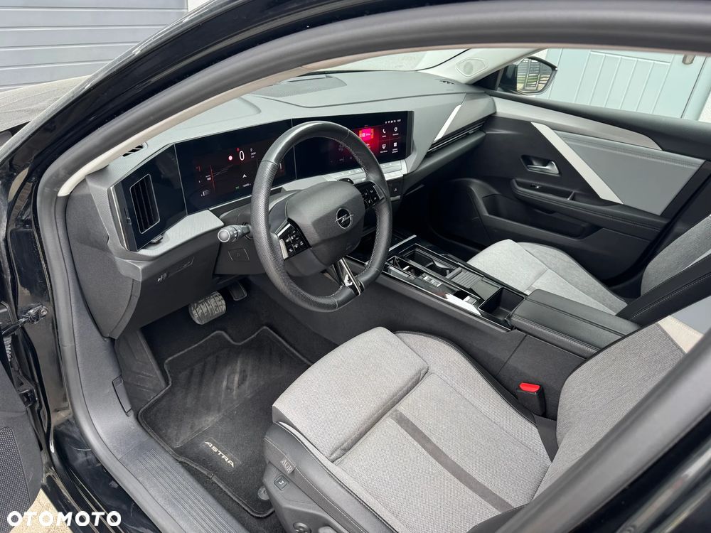 Opel Astra 1.5 D Automatik Enjoy - 26