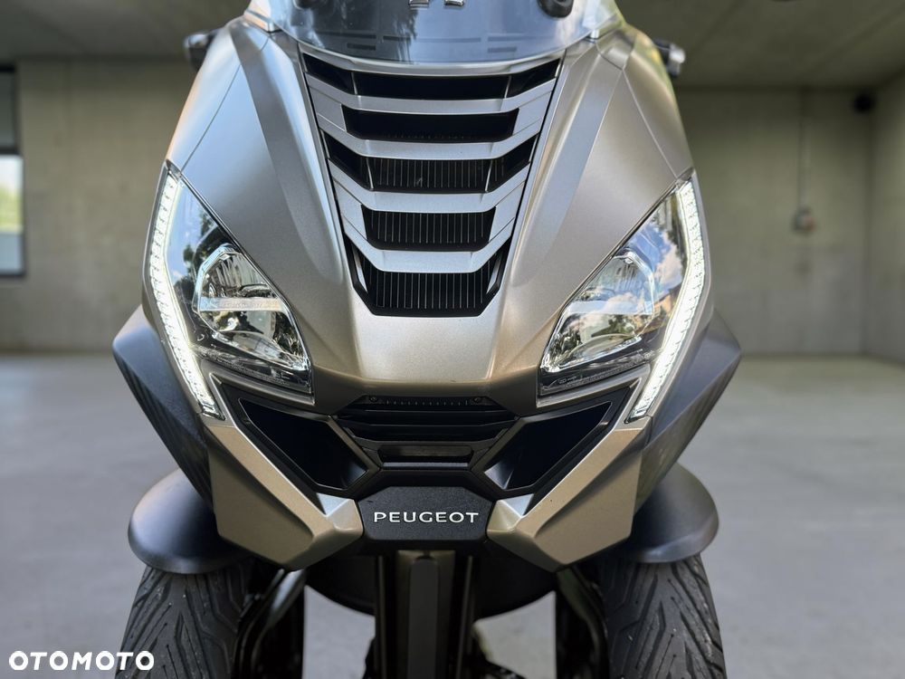 Peugeot Metropolis - 11