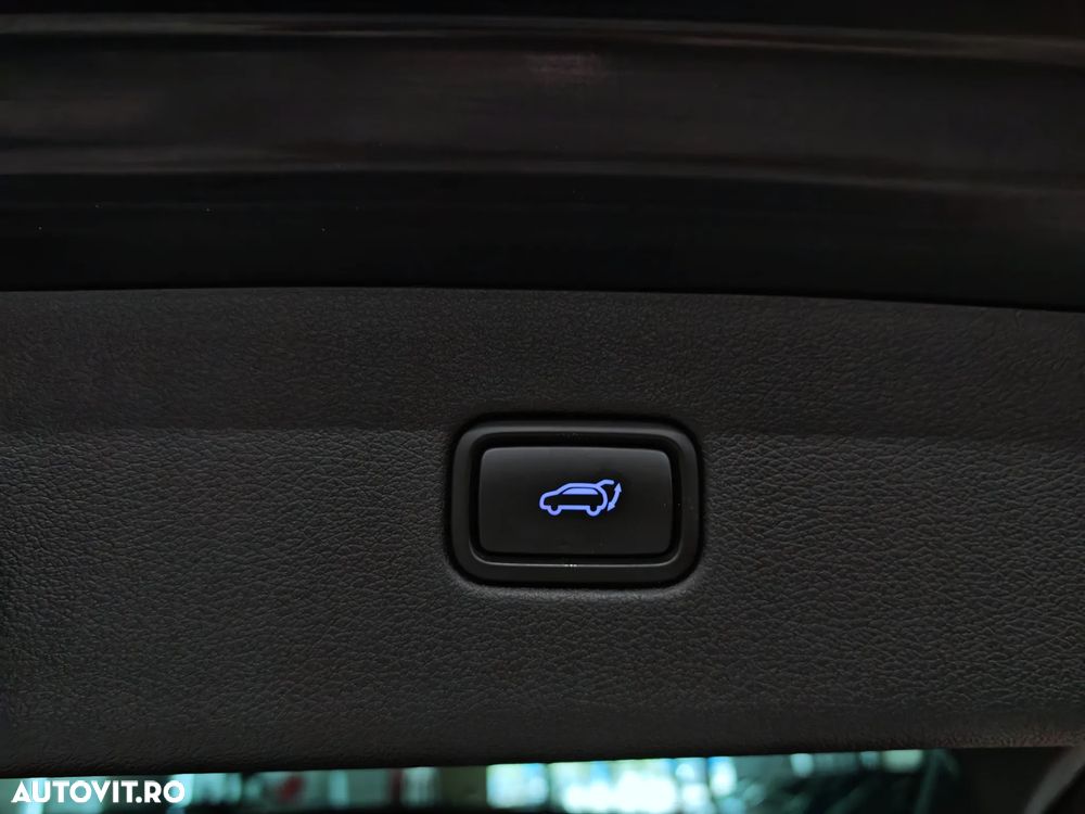 Hyundai Tucson blue 1.7 CRDi 2WD DCT Premium - 32
