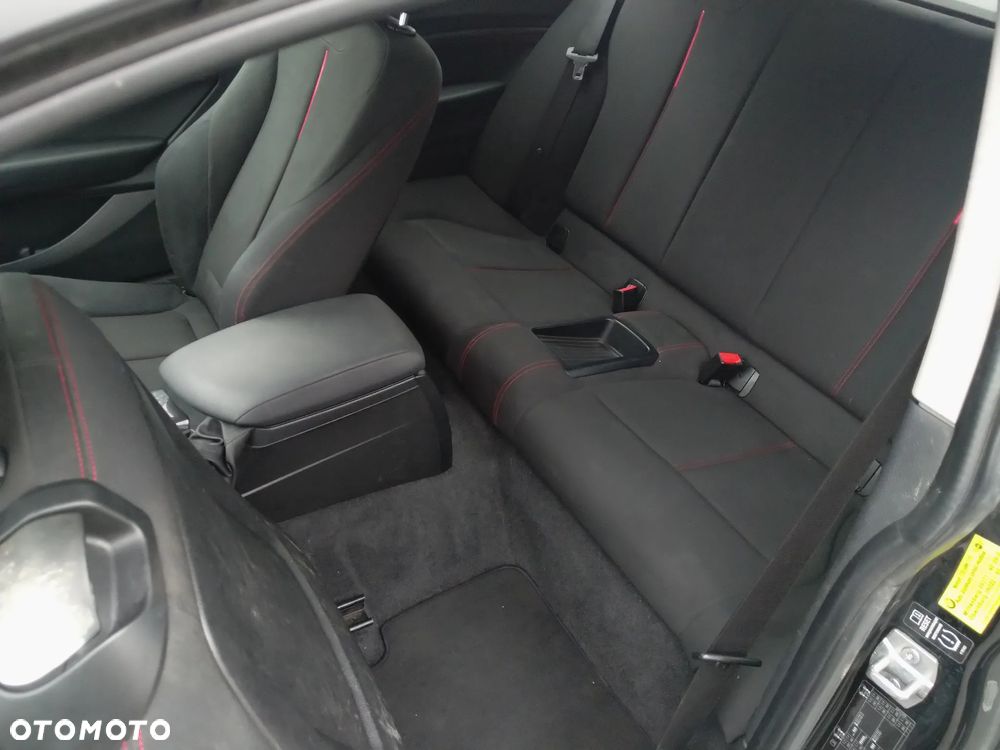 BMW Seria 1 116i Sport Line - 20