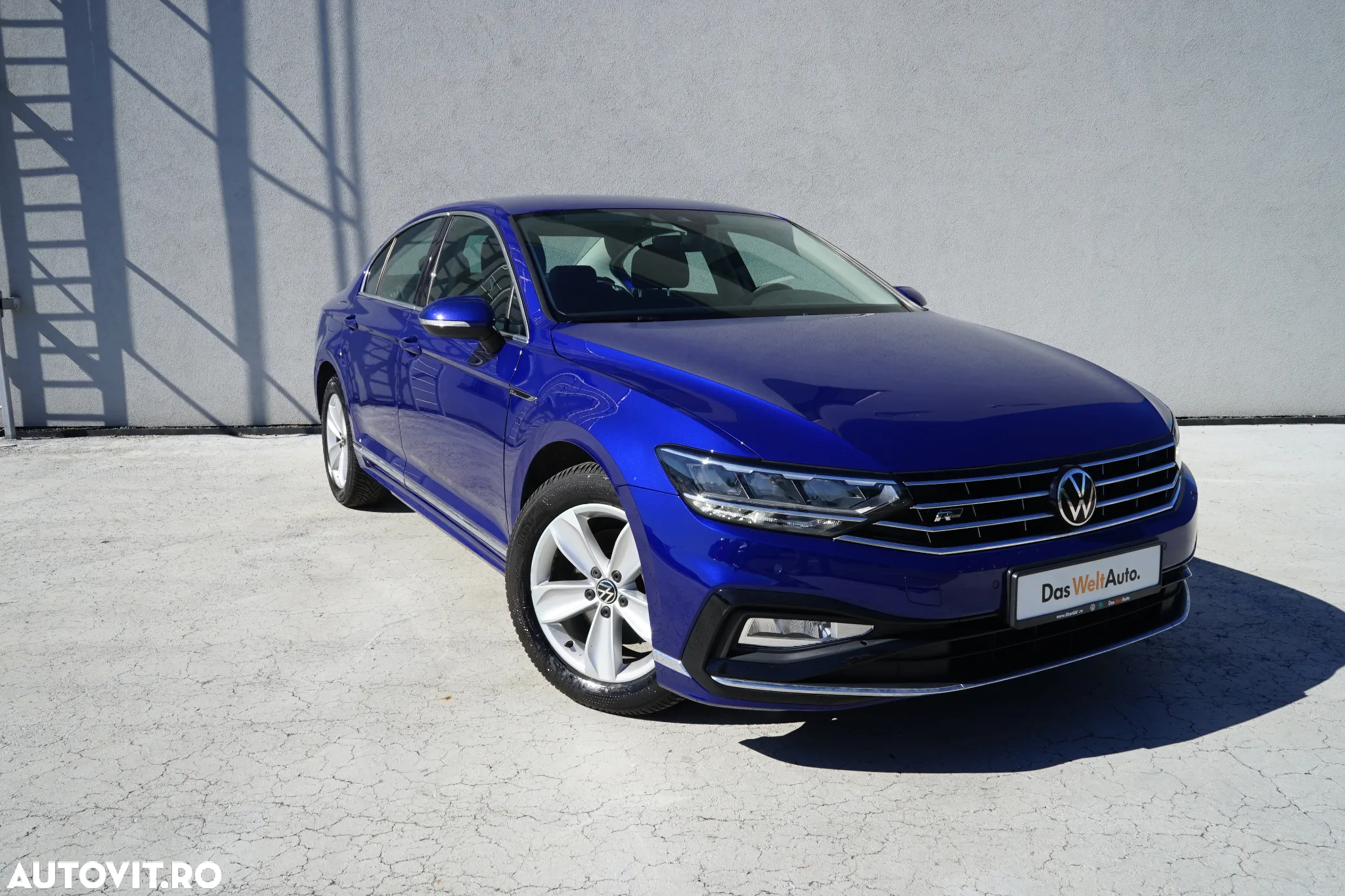 Volkswagen Passat Variant 2.0 TDI DSG 4Motion Highline - 8