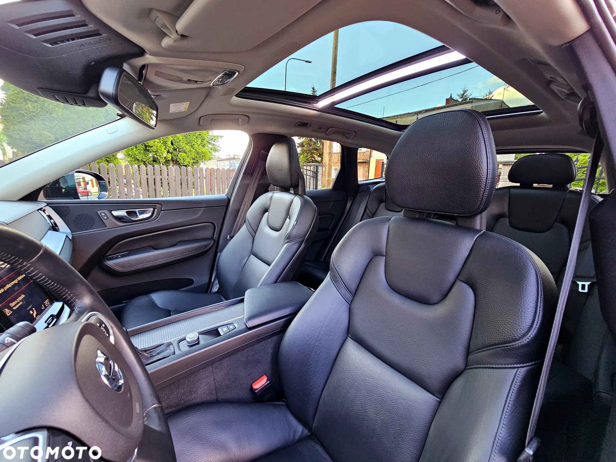 Volvo XC 60 D4 AWD Geartronic Momentum - 29