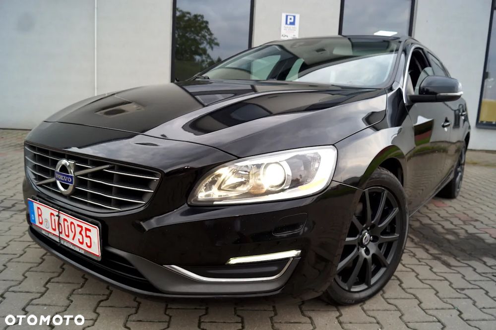 Volvo V60 D4 Summum - 9