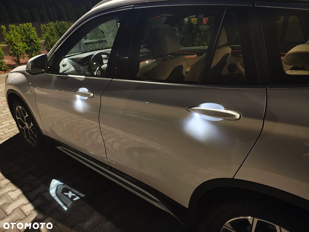 BMW X1 xDrive25i xLine - 21