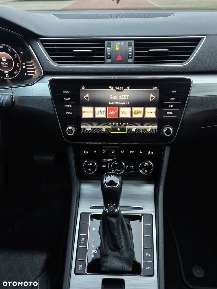 Skoda Superb 2.0 TDI SCR Style DSG - 10