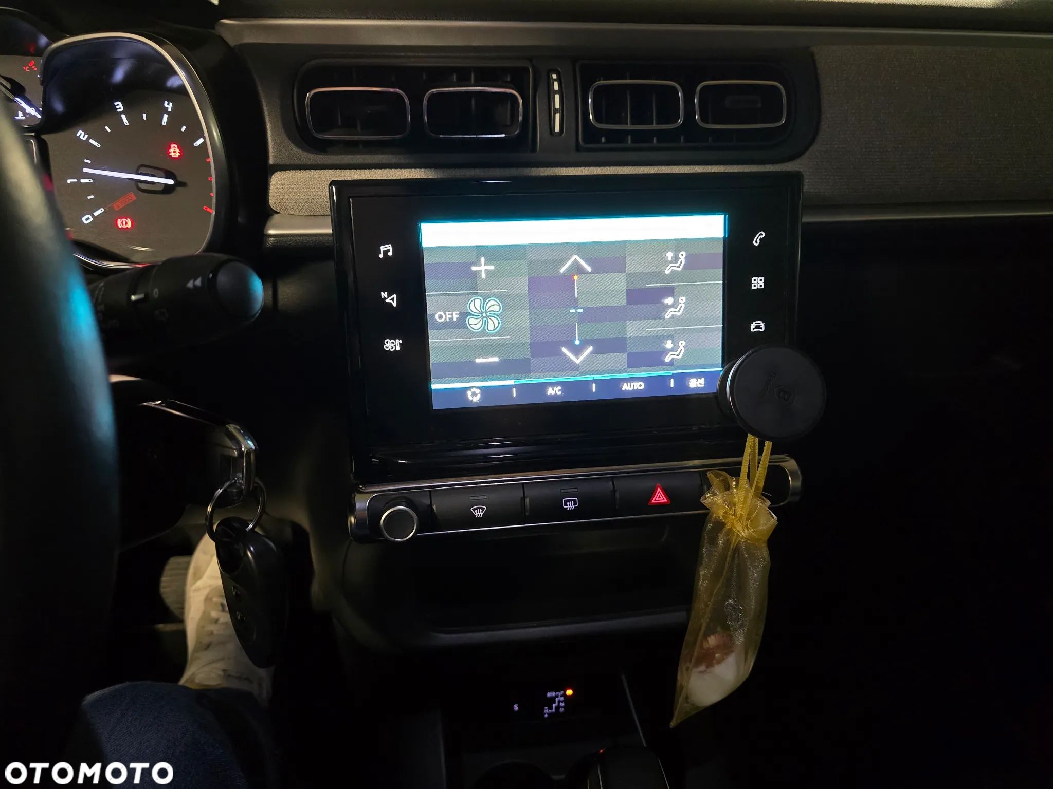 Citroën C3 1.2 PureTech Shine S&S EAT6 - 6