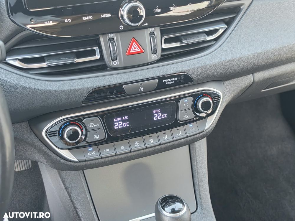 Hyundai i30 - 24
