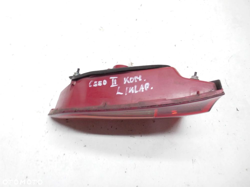 LAMPA W KLAPĘ 92403-A23 KIA CEED II KOMBI LEWA TYLNA LED ORYGINAŁ - 5