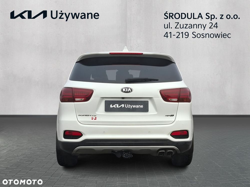 Kia Sorento - 4