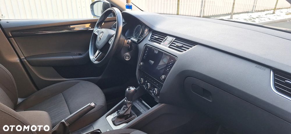 Skoda Octavia 2.0 TDI SCR Style DSG - 14