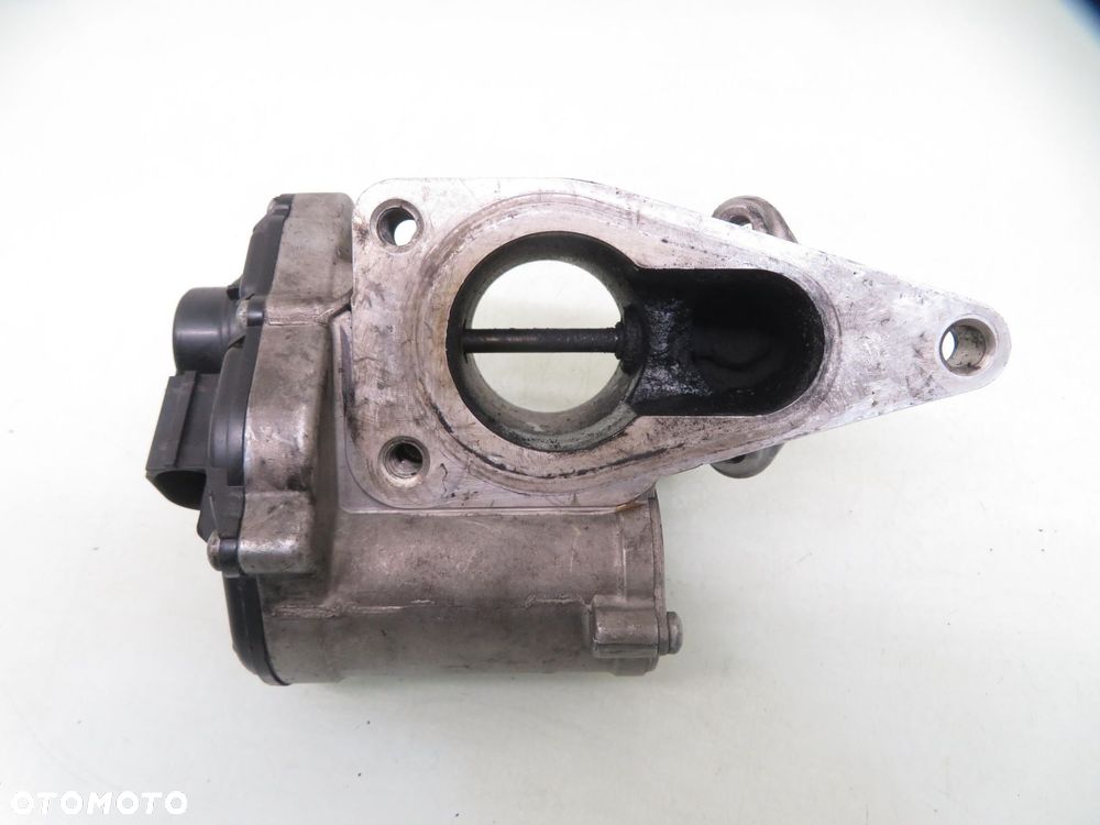 ZAWÓR EGR RENAULT SCENIC II 1.9 DCI - F9Q 812 8200630740A H8200194323 - 2