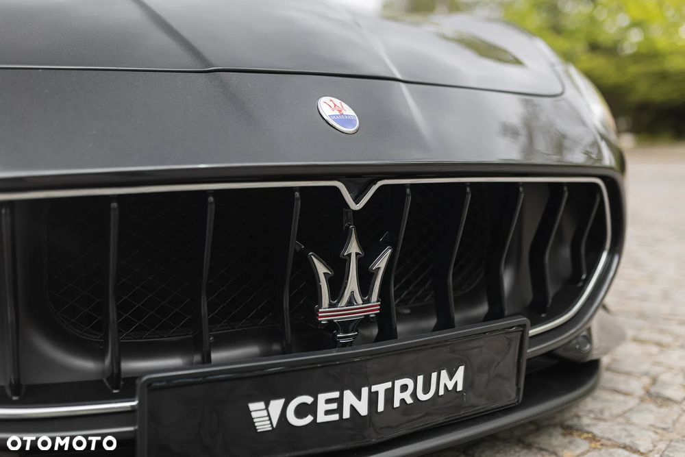 Maserati GranTurismo S - 6