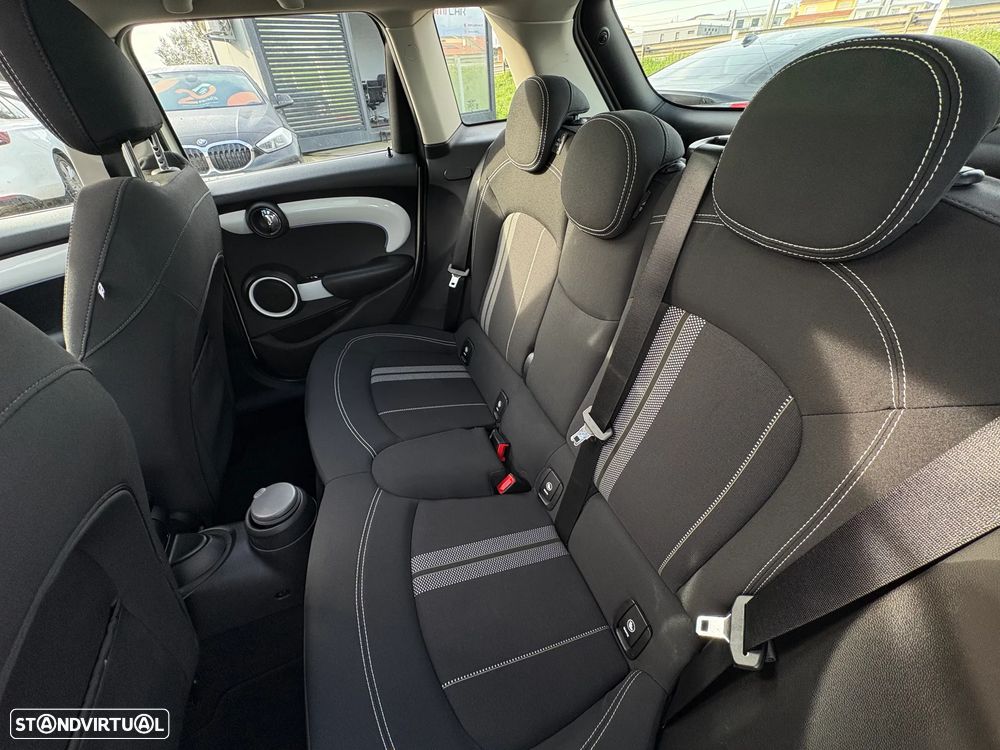 MINI 5 Portas Cooper SD Aut. - 12