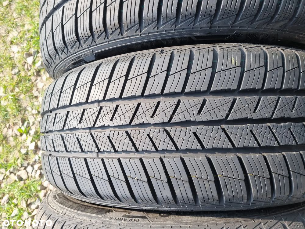 Opony BARUM POLARIS 5 215/55R17 98V 2023r,4x7,5mm super stan - 4