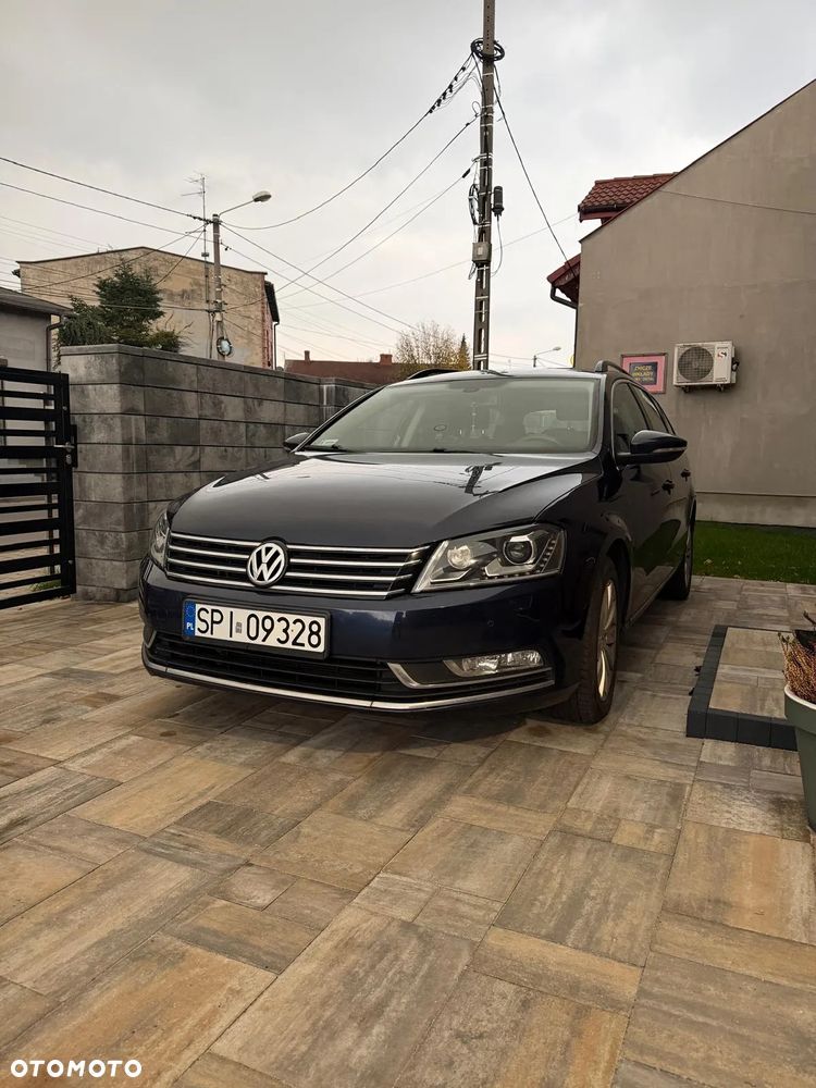Volkswagen Passat 2.0 TDI DSG BlueMotion Technology Comfortline - 1