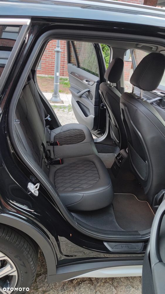 BMW X1 xDrive20i xLine - 13