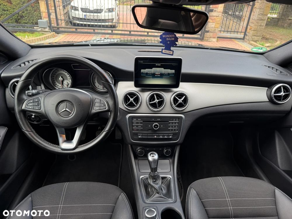 Mercedes-Benz CLA 2015
