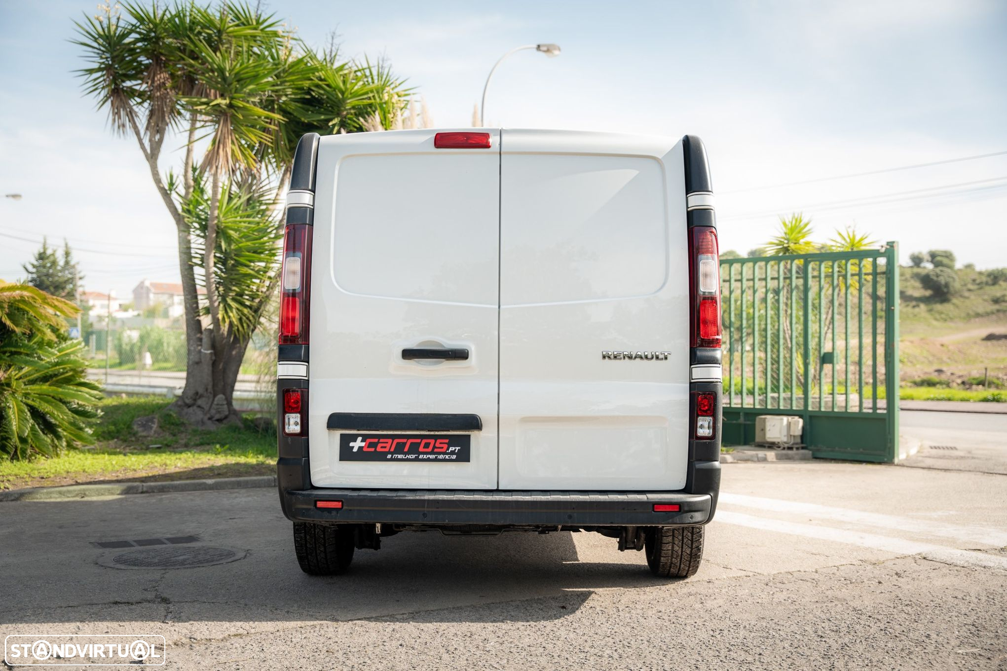 Renault Trafic 2.0 dCi L2H1 3T Grand Confort - 4