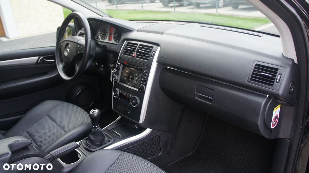 Mercedes-Benz Klasa B 200 Turbo - 26