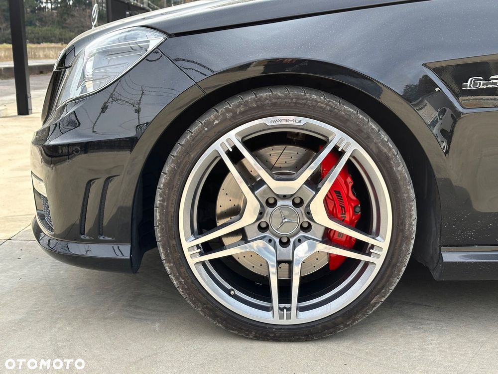 Mercedes-Benz Klasa E 63 AMG AMG Speedshift 7G-MCT - 15