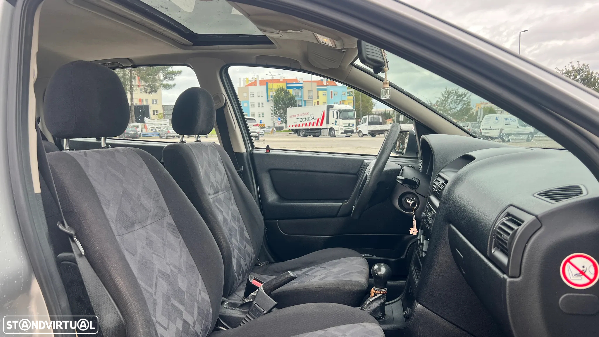 Opel Astra - 16