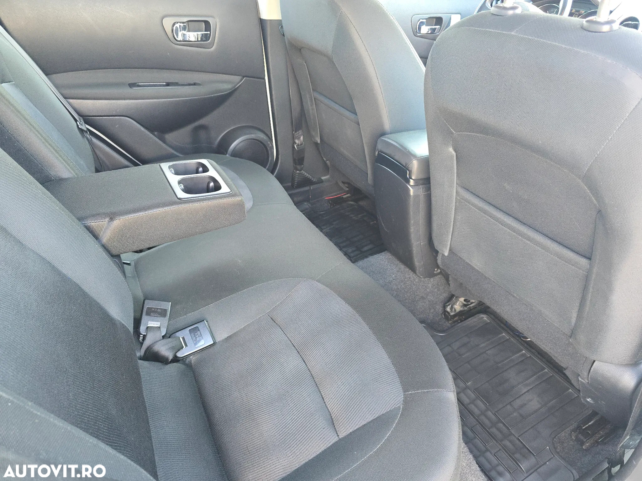 Nissan Qashqai 1.6 DCI ACENTA - 9