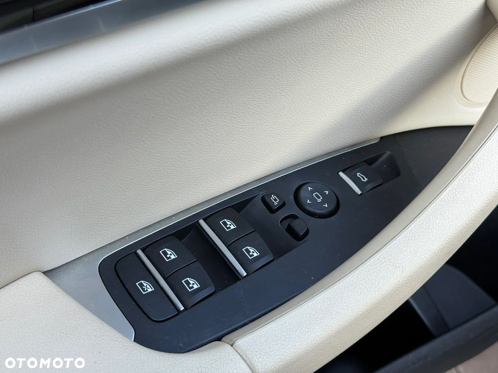 BMW X3 xDrive30e - 25