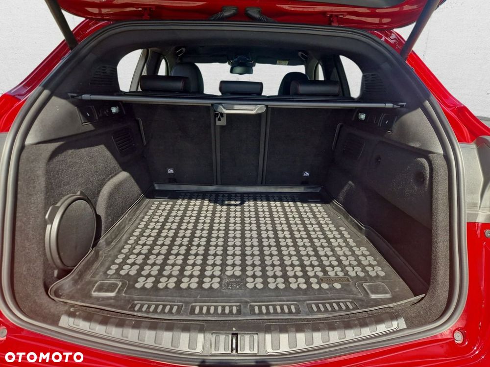 Alfa Romeo Stelvio - 13