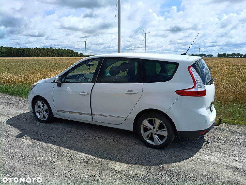 Renault Grand Scenic Gr 1.6 dCi Energy Bose - 4