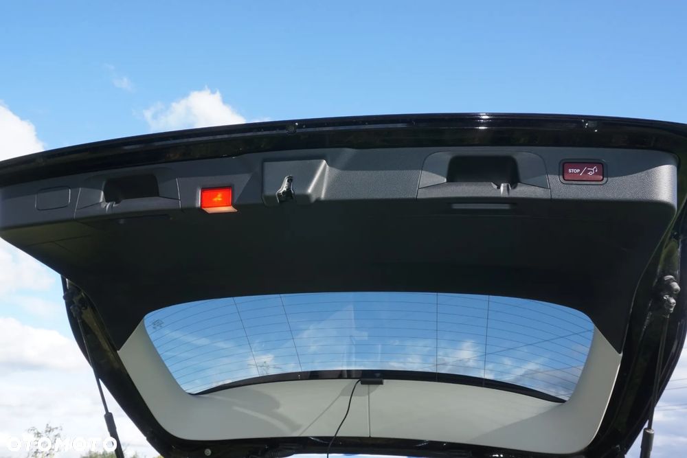 Mercedes-Benz GLC 220 d 4-Matic - 10