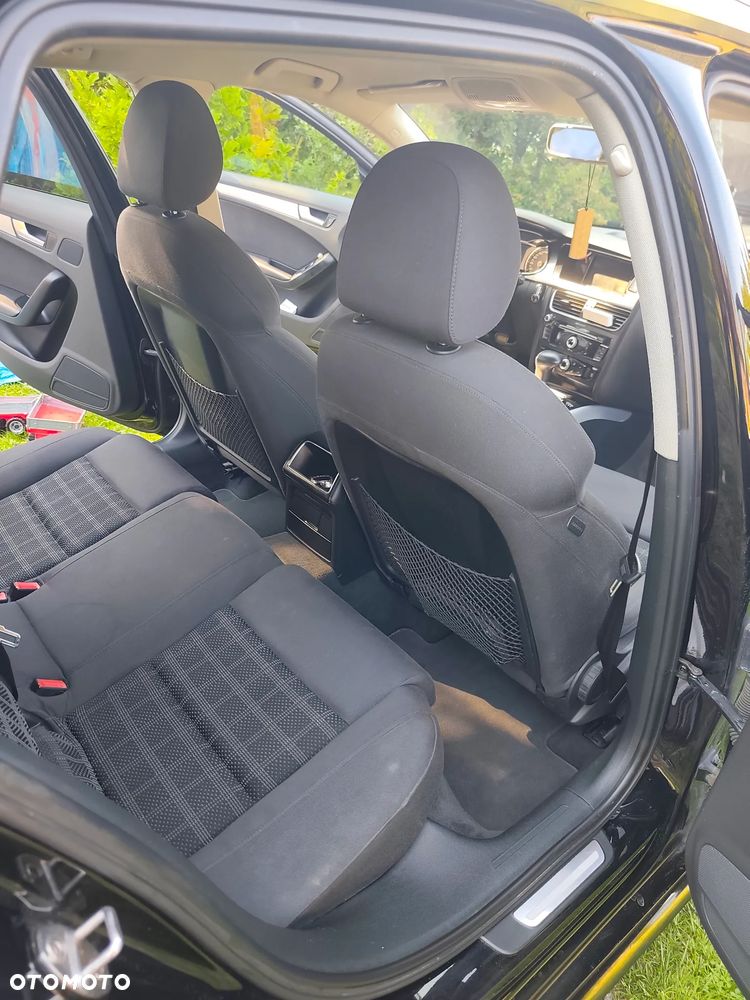 Audi A4 Avant 2.0 TDI DPF quattro S tronic Attraction - 9