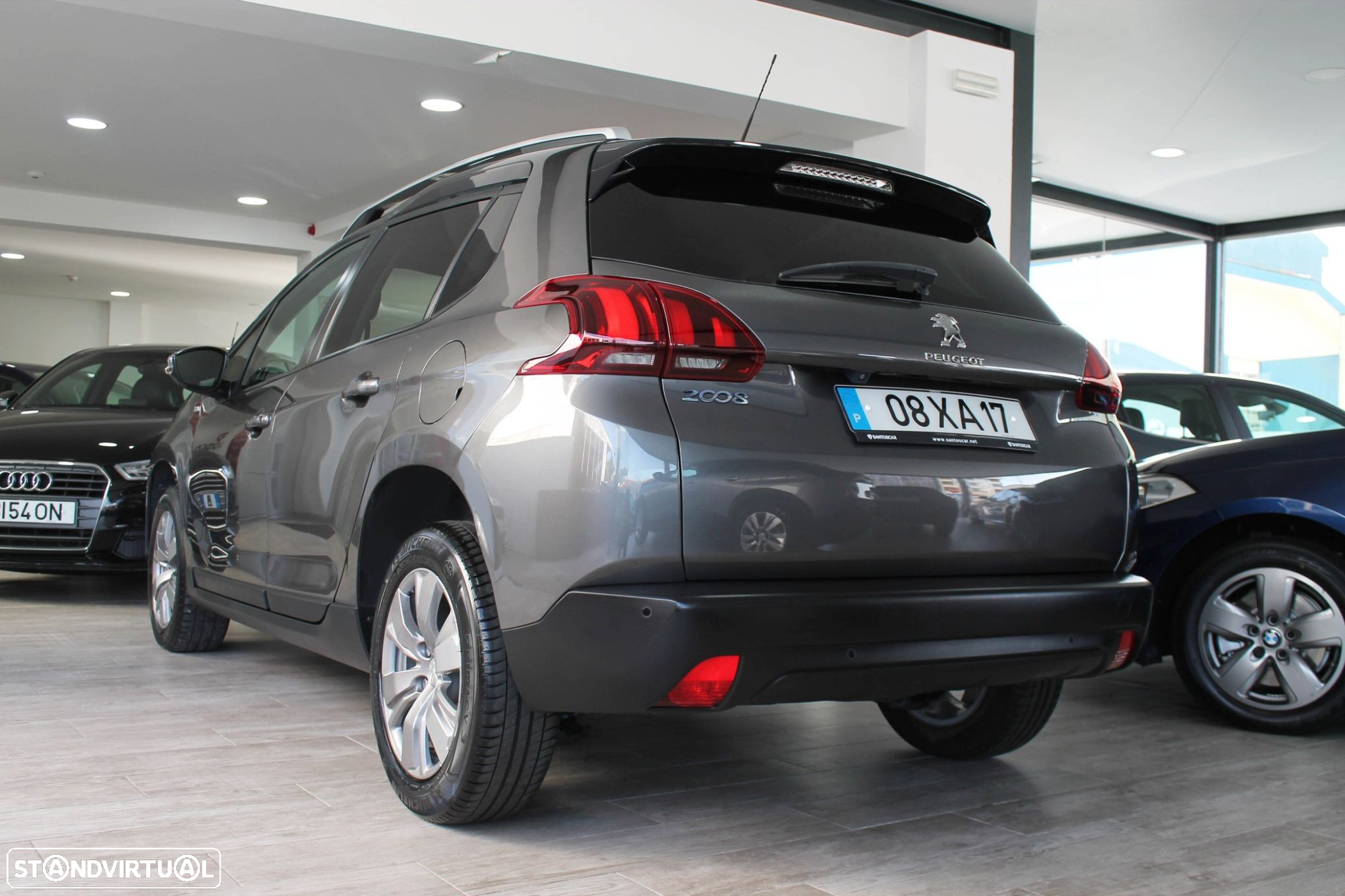 Peugeot 2008 1.5 BlueHDi Style - 6