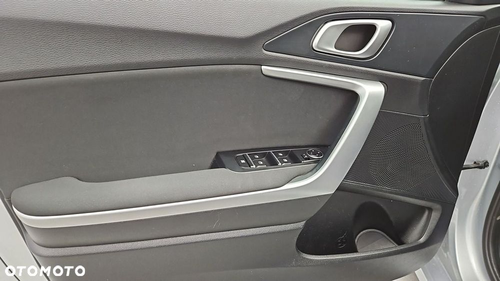 Kia Ceed 1.5 T-GDI M - 11