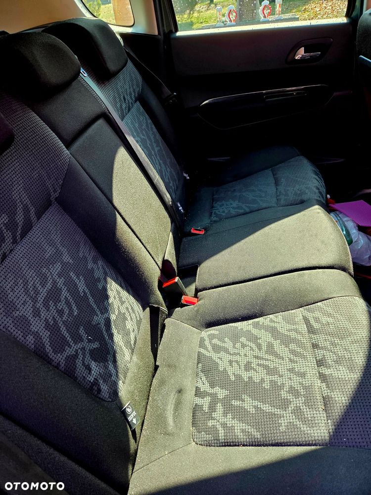 Peugeot 3008 1.6 HDi Premium - 16