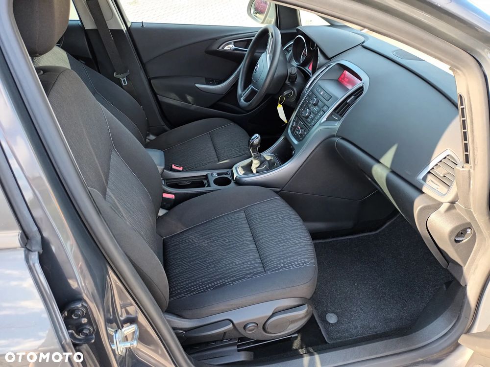 Opel Astra 1.4 Turbo Edition - 9