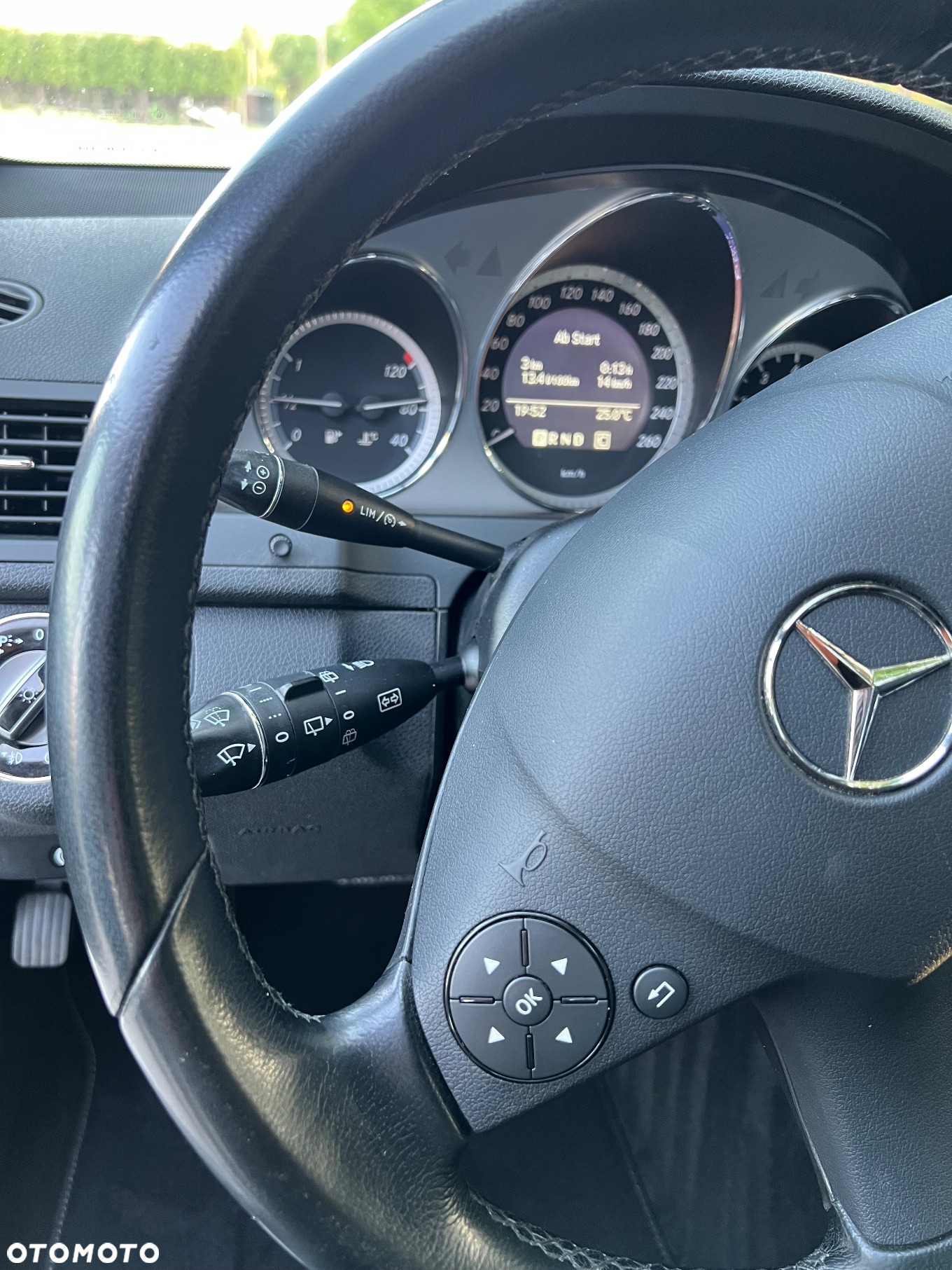 Mercedes-Benz Klasa C 200 T (BlueEFFICIENCY) 7G-TRONIC - 16