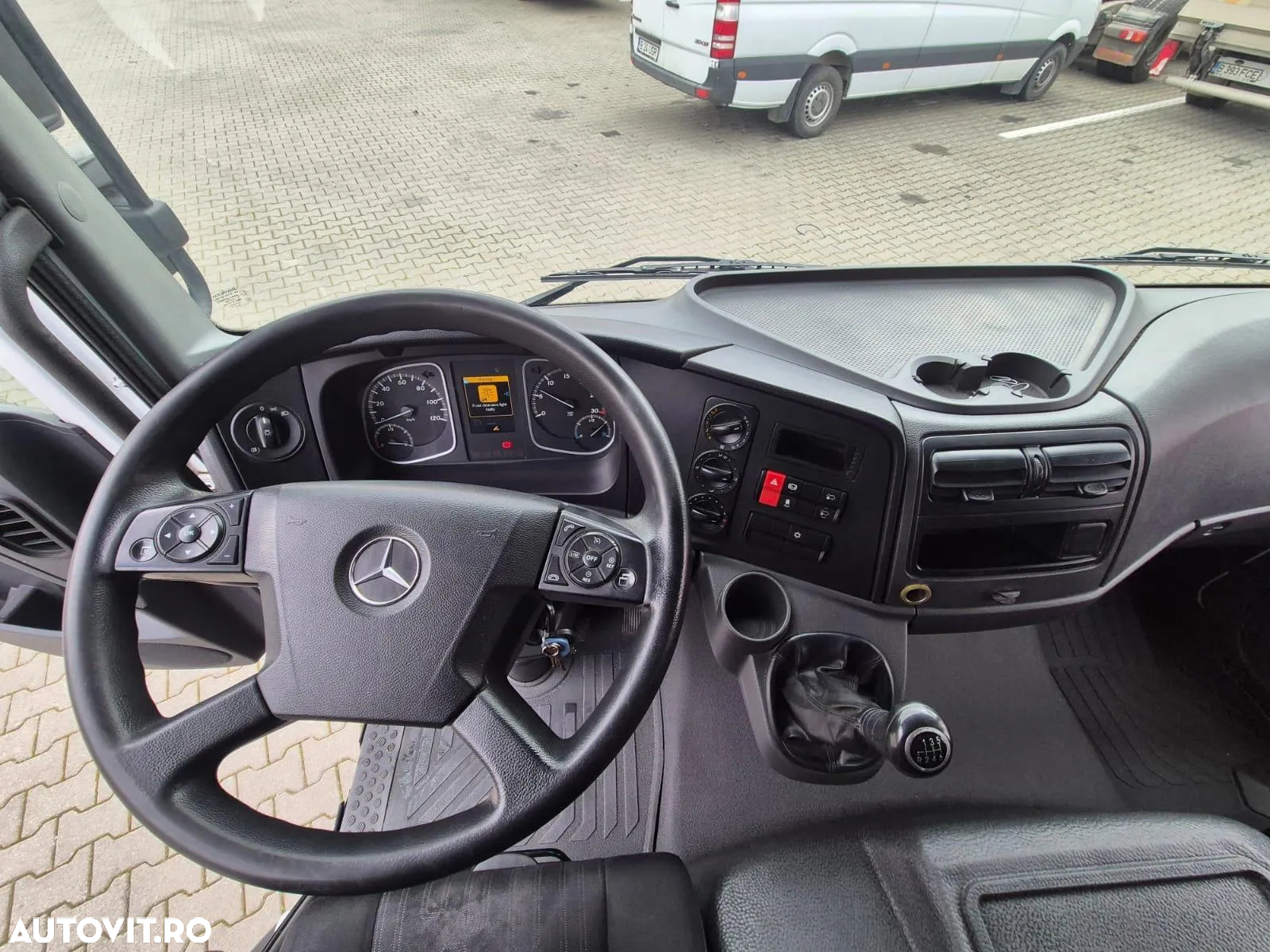 Mercedes-Benz Atego 818 - 6