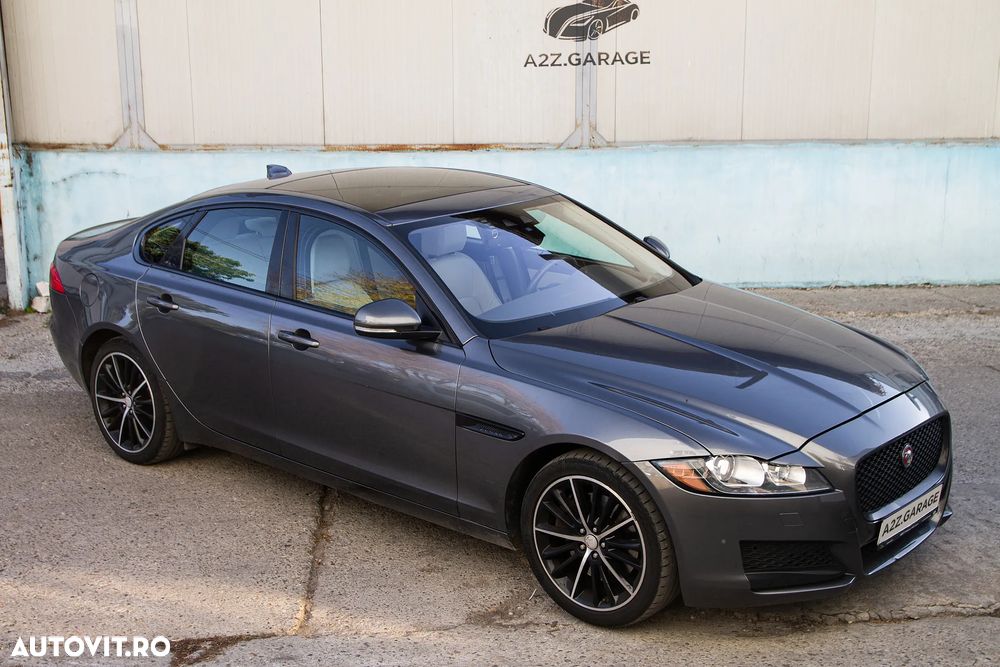 Jaguar XF 35t RWD Prestige - 2