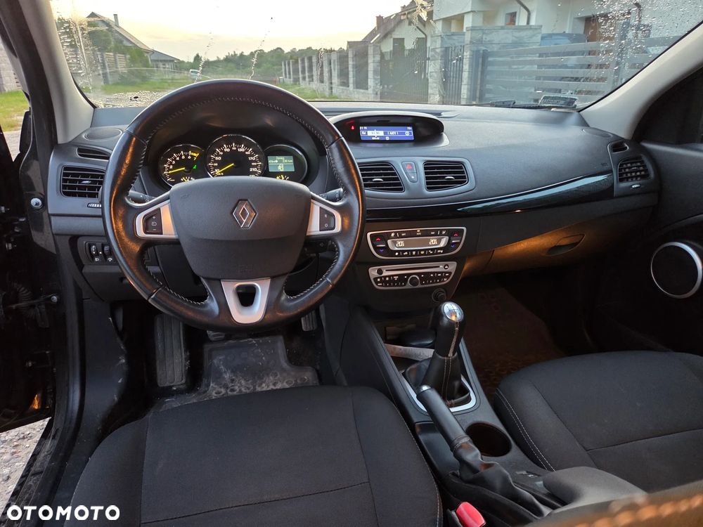 Renault Fluence 1.6 16V Dynamique - 15