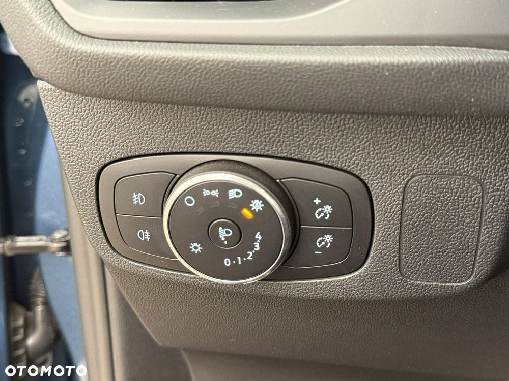 Ford Focus 1.0 EcoBoost Hybrid TITANIUM X - 27