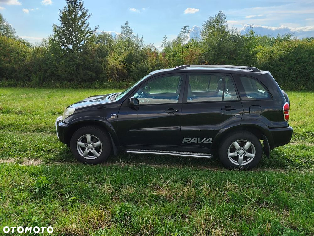 Toyota RAV4 2.0 D-4D 4x4 - 3
